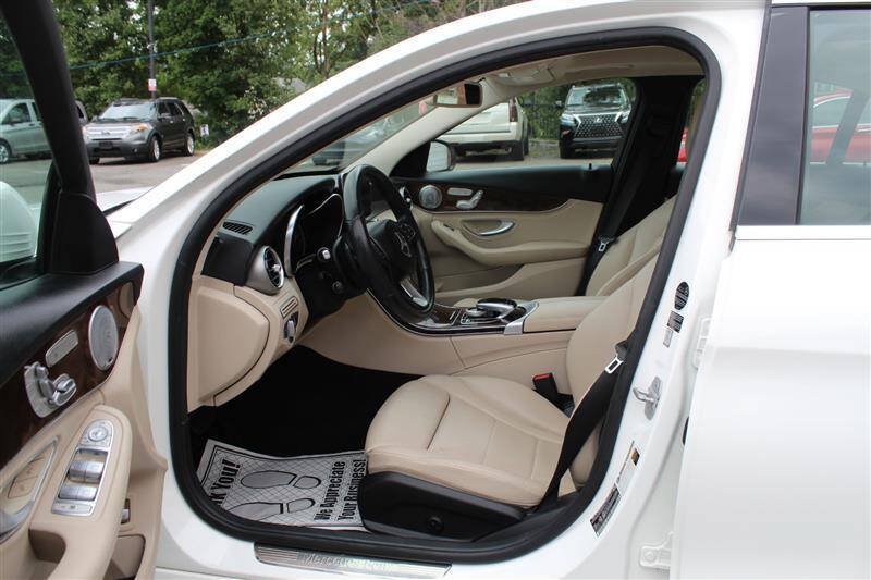 Used 2015 Mercedes-Benz C 300 4MATIC Sedan image 10
