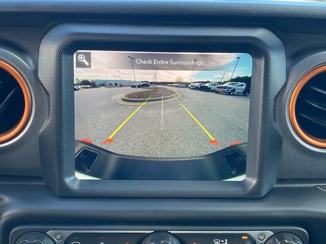 Used 2023 Jeep Gladiator Mojave w/ LED Lighting Group AWD/4WD image 13