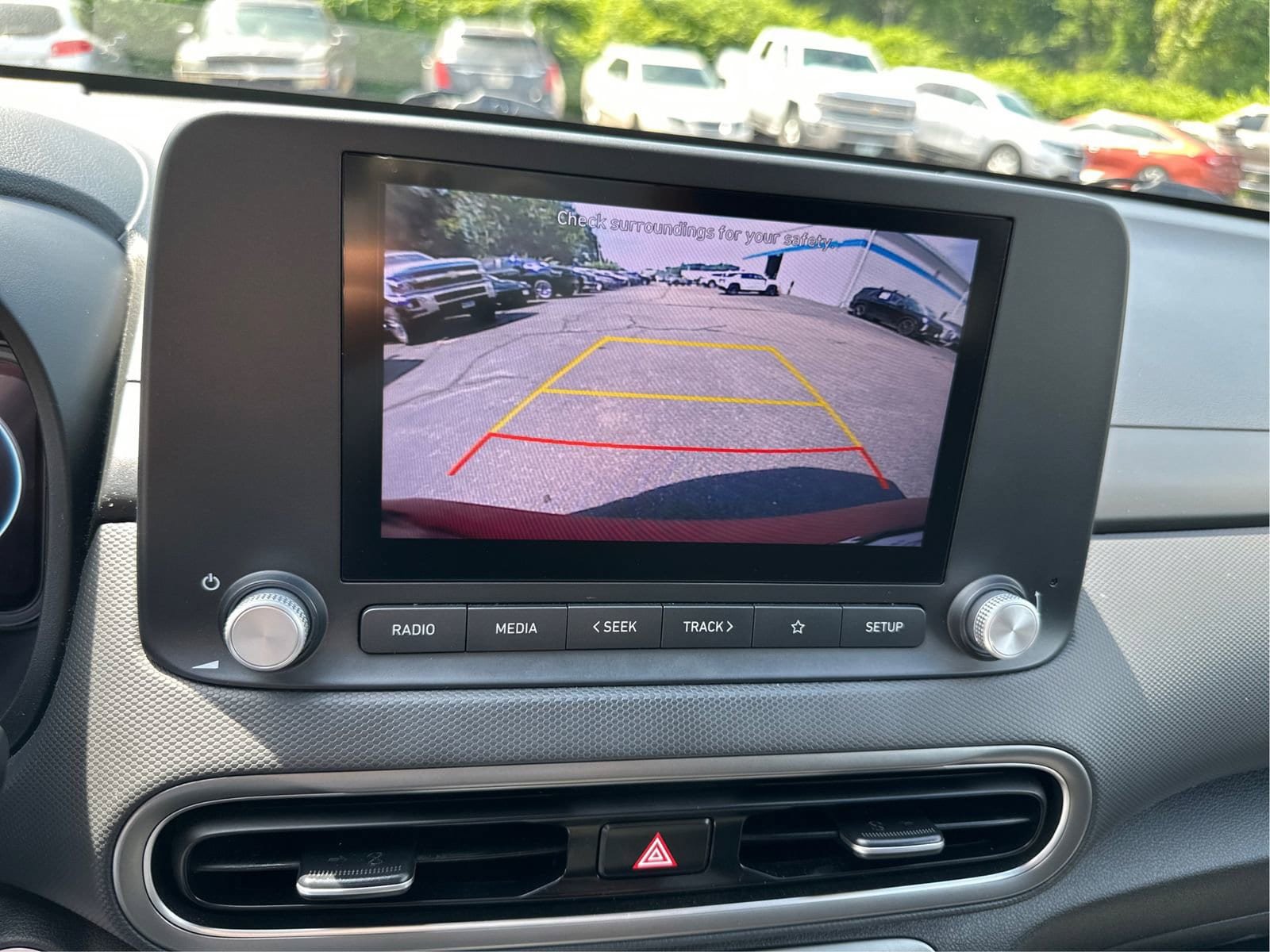 Certified 2022 Hyundai Kona SEL w/ Convenience Package FWD image 16