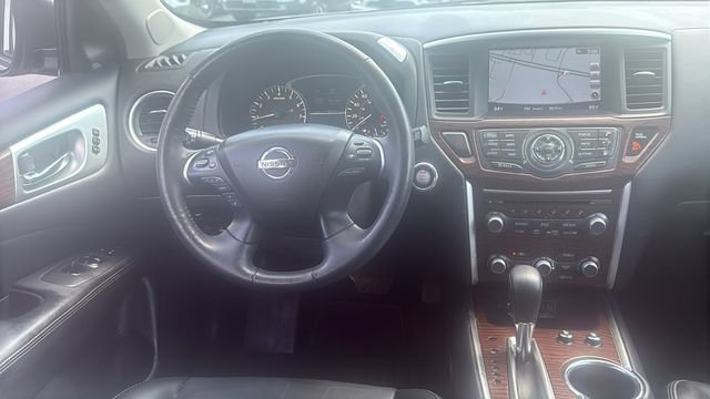 Used 2019 Nissan Pathfinder Platinum FWD image 28