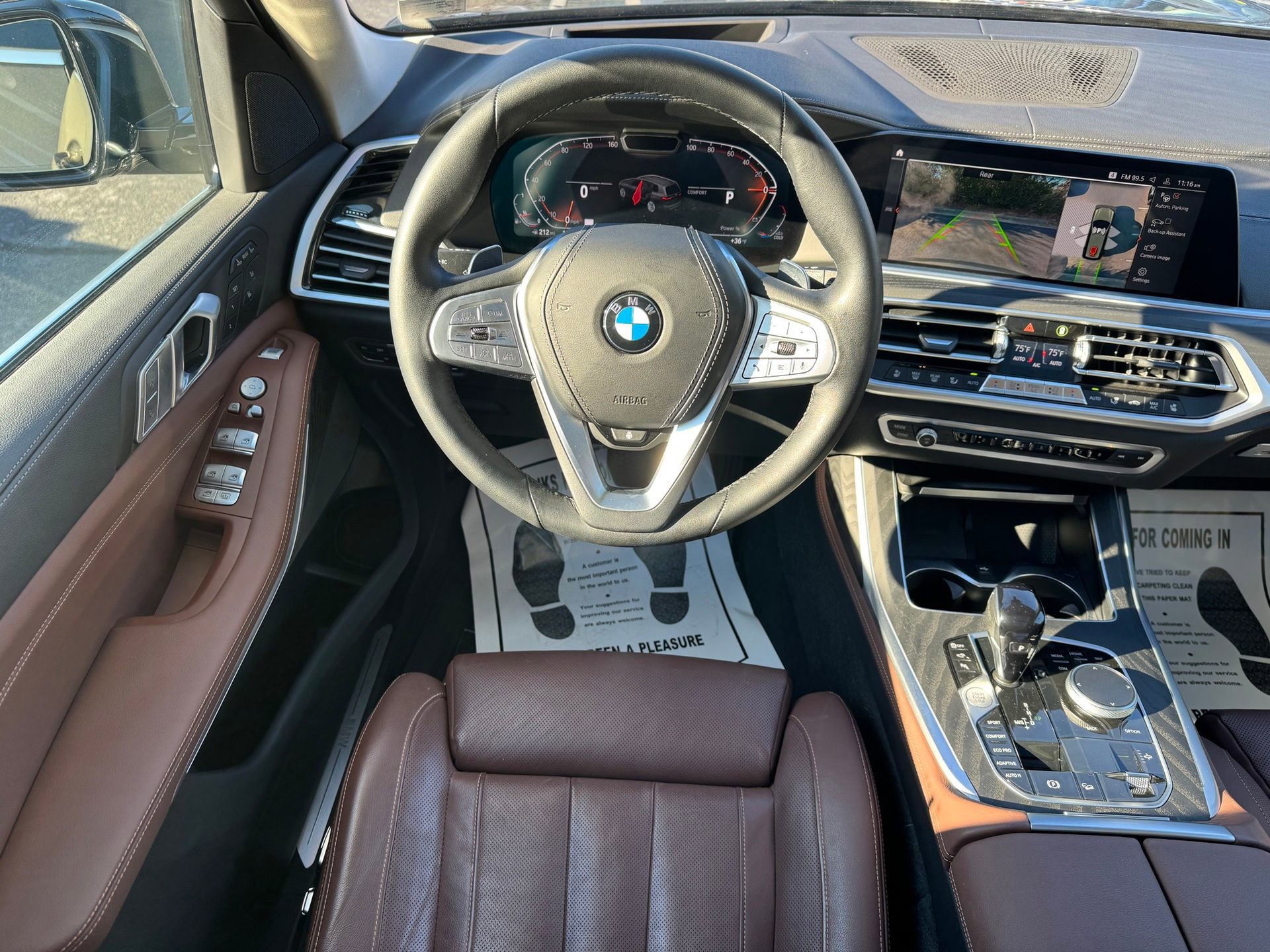 Used 2022 BMW X7 xDrive40i w/ Premium Package image 7