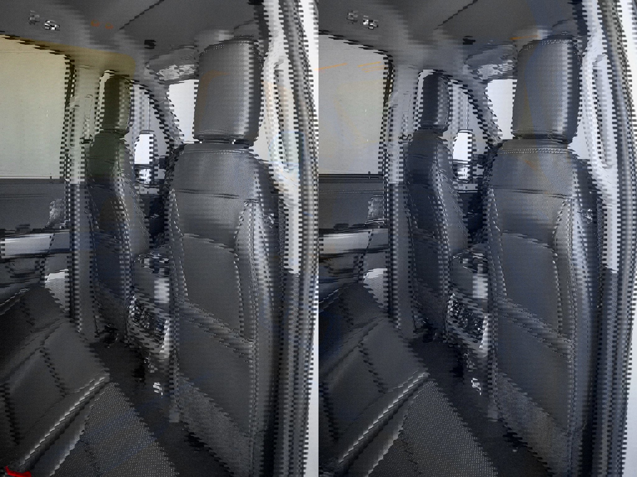 New 2026 Ford F350 Lariat w/ Lariat Ultimate Package image 43