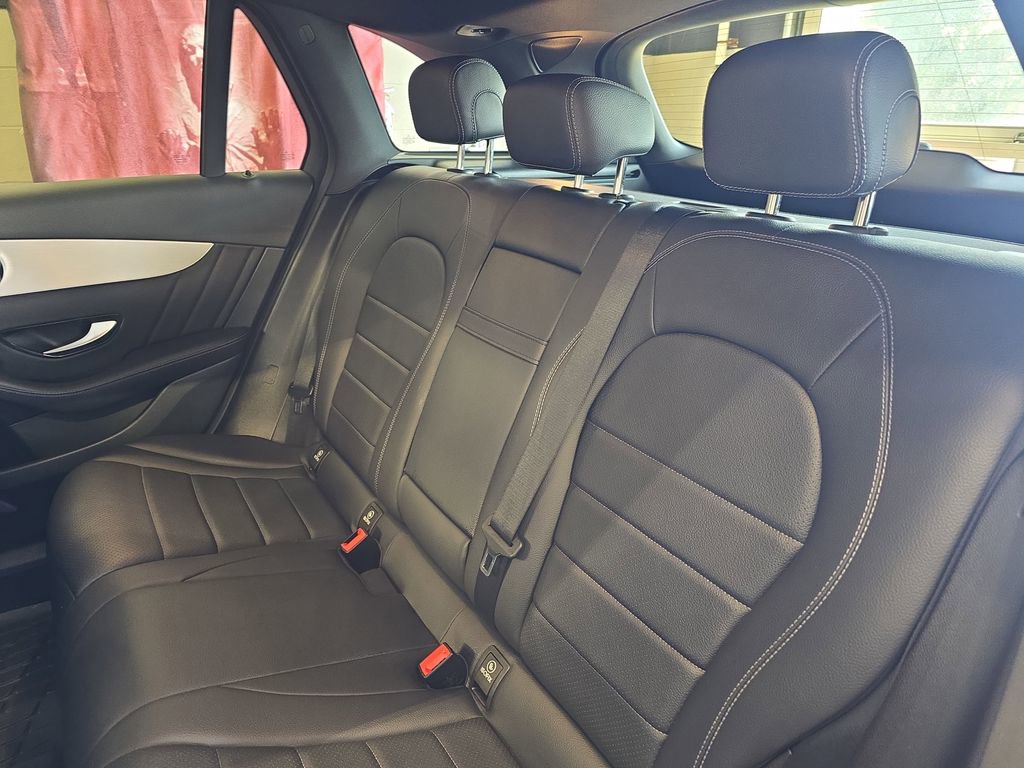 Certified 2022 Mercedes-Benz GLC 300 image 17
