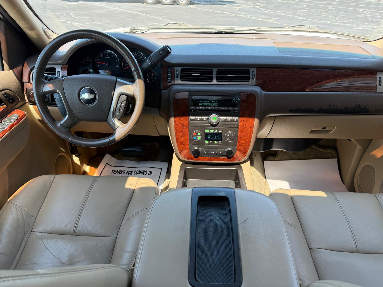 Used 2010 Chevrolet Tahoe LT w/ Luxury Package RWD image 19