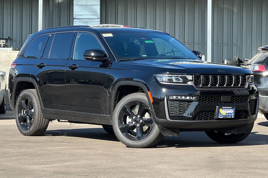New 2026 Jeep Grand Cherokee Limited w/ Limited Altitude Package image 2