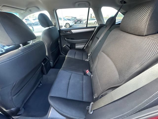 Used 2015 Subaru Outback 2.5i Premium AWD/4WD image 10