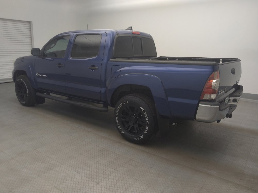 Used 2015 Toyota Tacoma PreRunner w/ SR5 Package RWD image 3