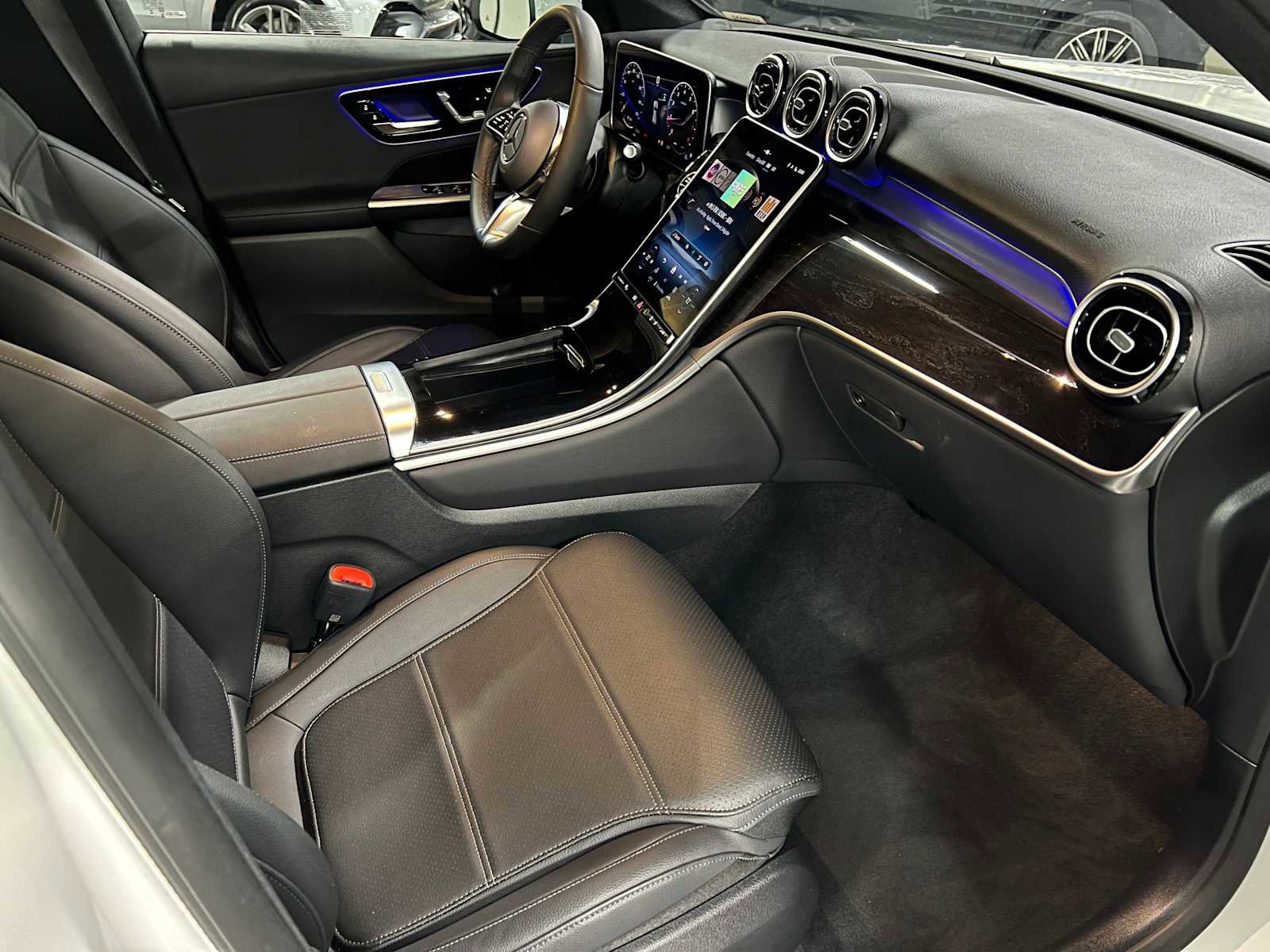 Certified 2026 Mercedes-Benz GLC 300 4MATIC image 11