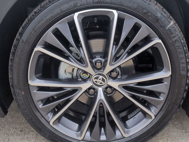 New 2026 Toyota Prius XLE image 9