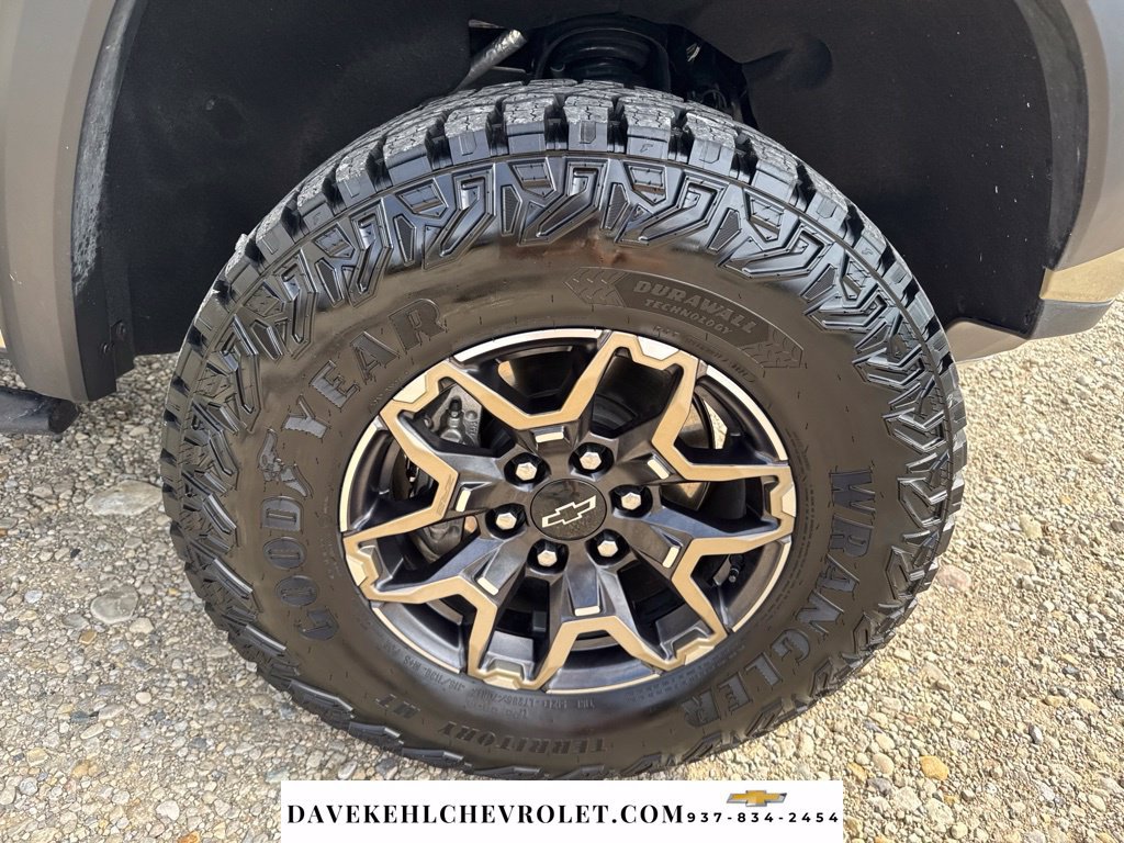 Used 2024 Chevrolet Colorado ZR2 AWD/4WD image 36