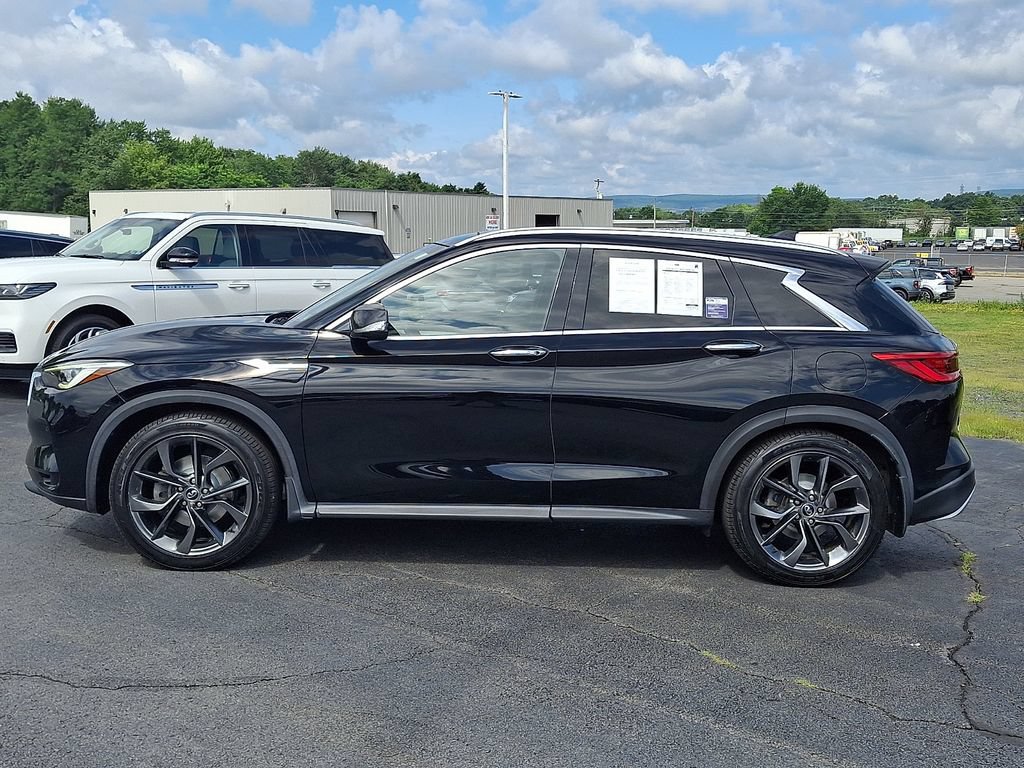 Used 2019 INFINITI QX50 Essential w/ Sensory Package AWD/4WD image 8