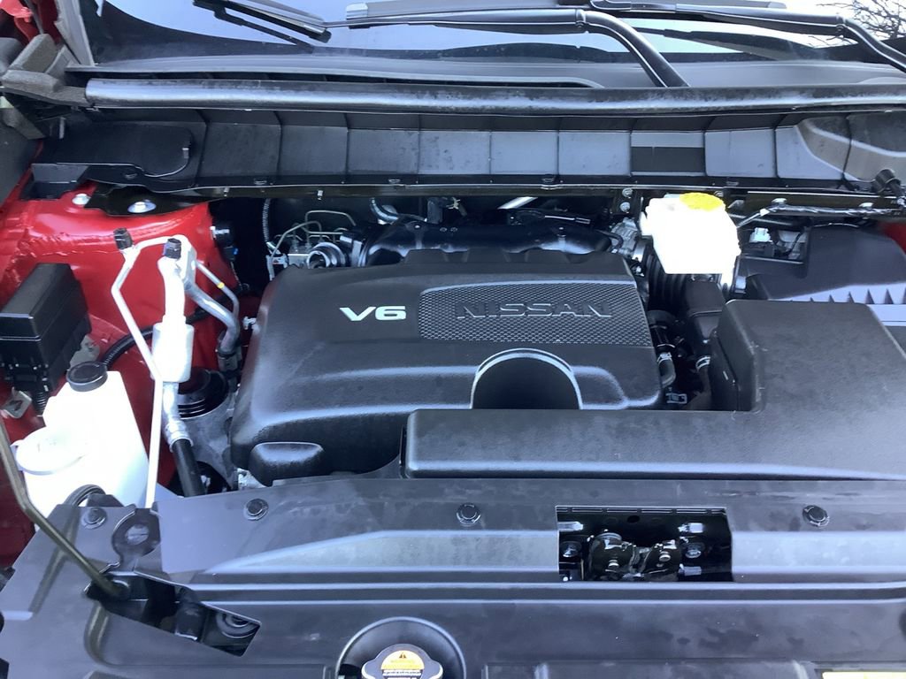 Used 2023 Nissan Pathfinder SL image 9