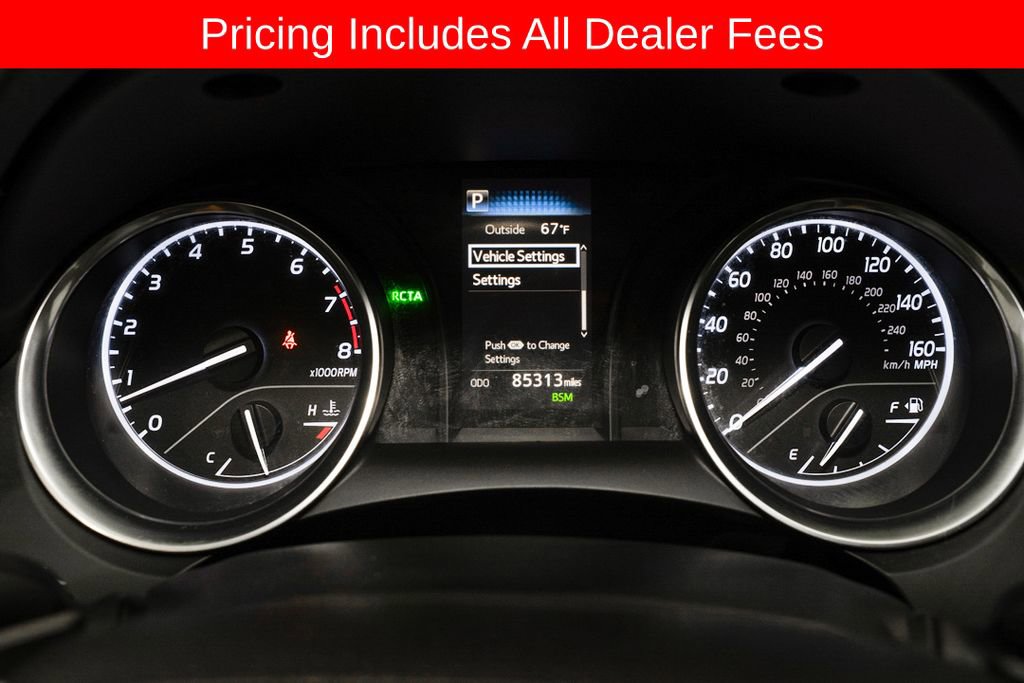 Used 2018 Toyota Camry SE w/ Convenience Package FWD image 15