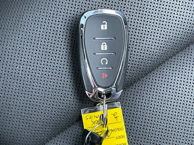 Used 2026 Chevrolet Trax RS FWD image 35