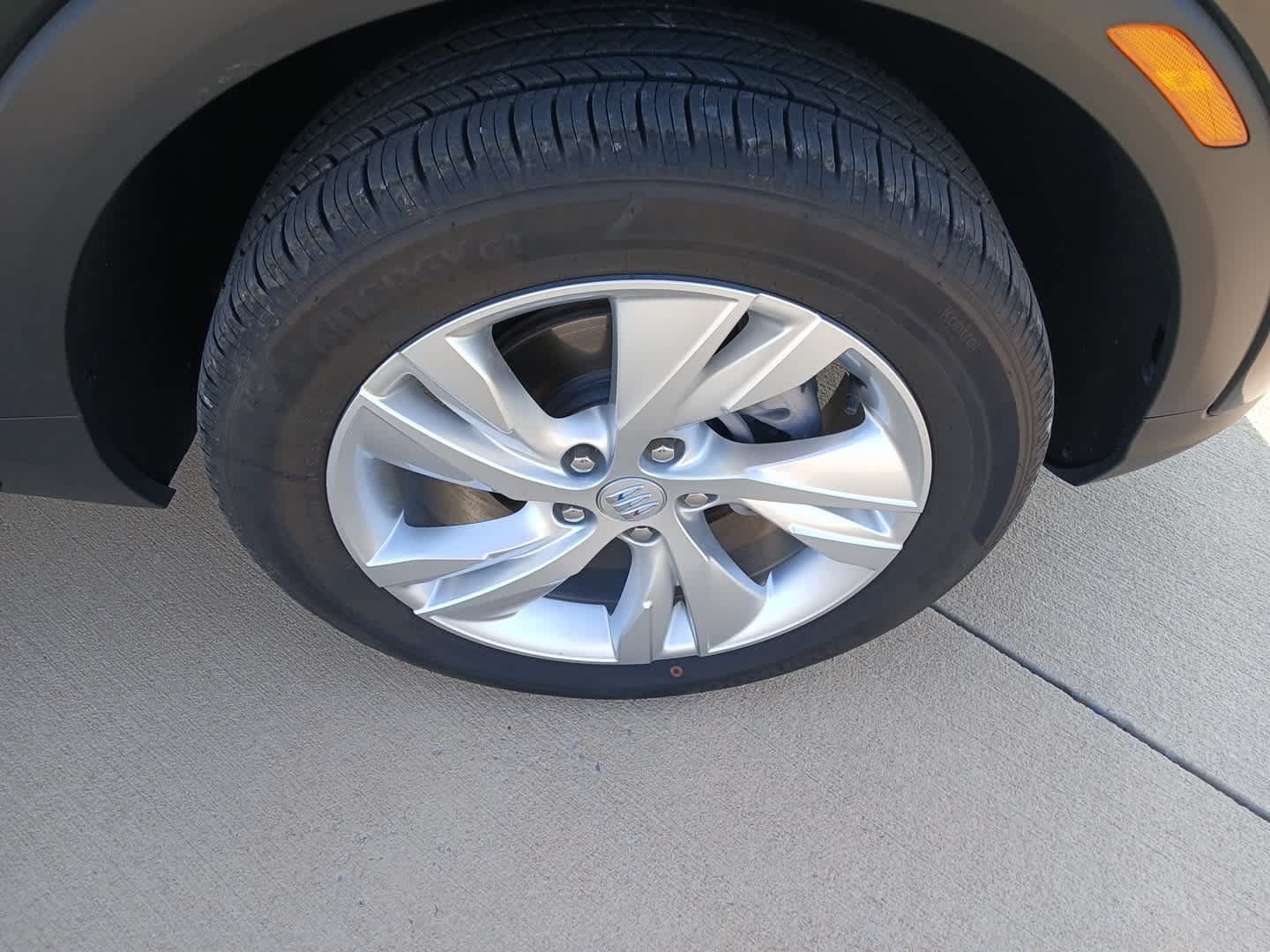 Used 2025 Buick Encore GX Preferred w/ Comfort Package AWD/4WD image 11