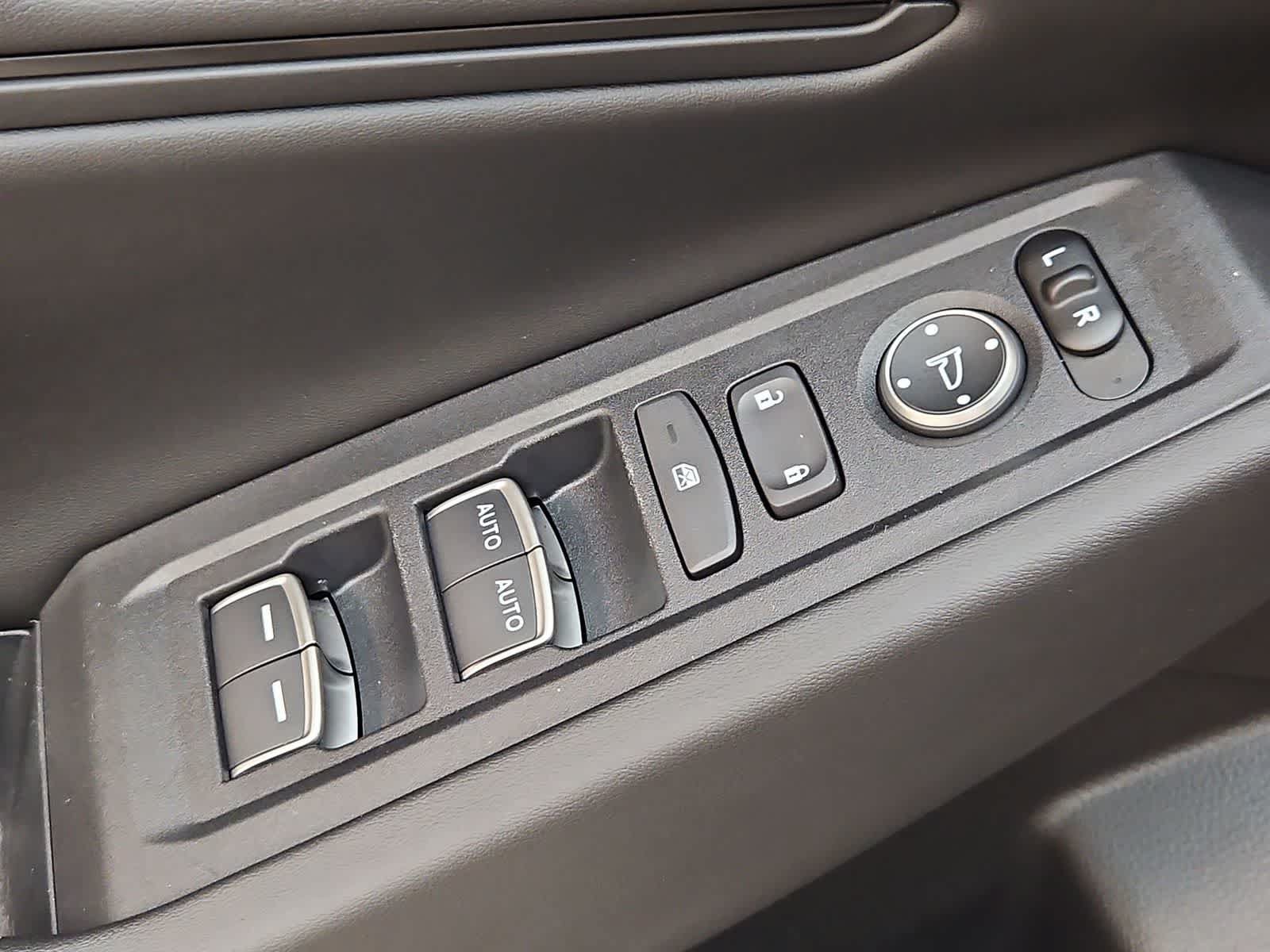 Certified 2025 Honda Accord SE image 17