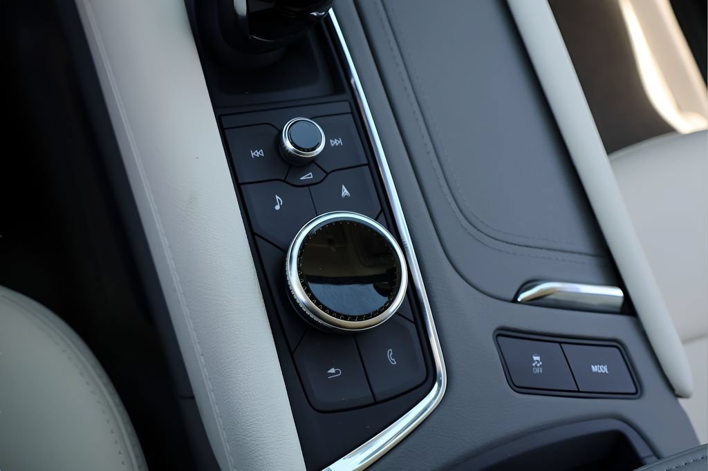 New 2026 Cadillac XT5 Premium Luxury AWD/4WD image 23