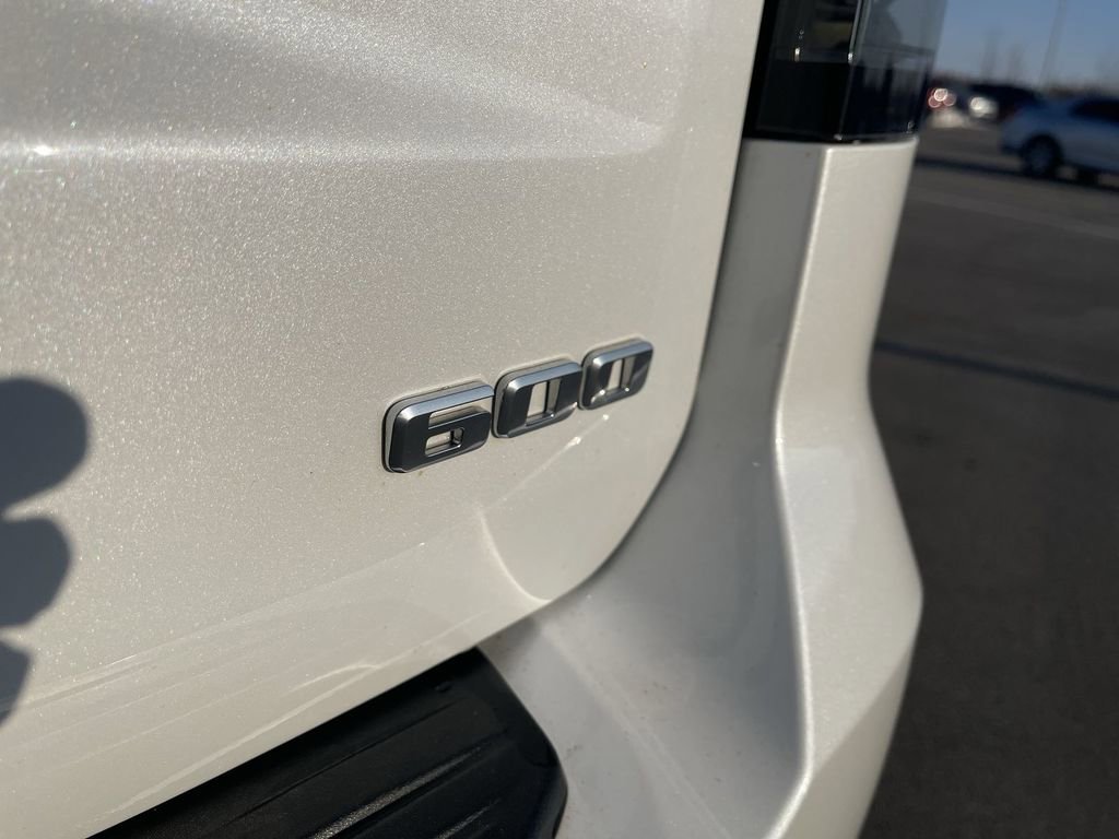 Certified 2024 Cadillac Escalade Premium Luxury image 13