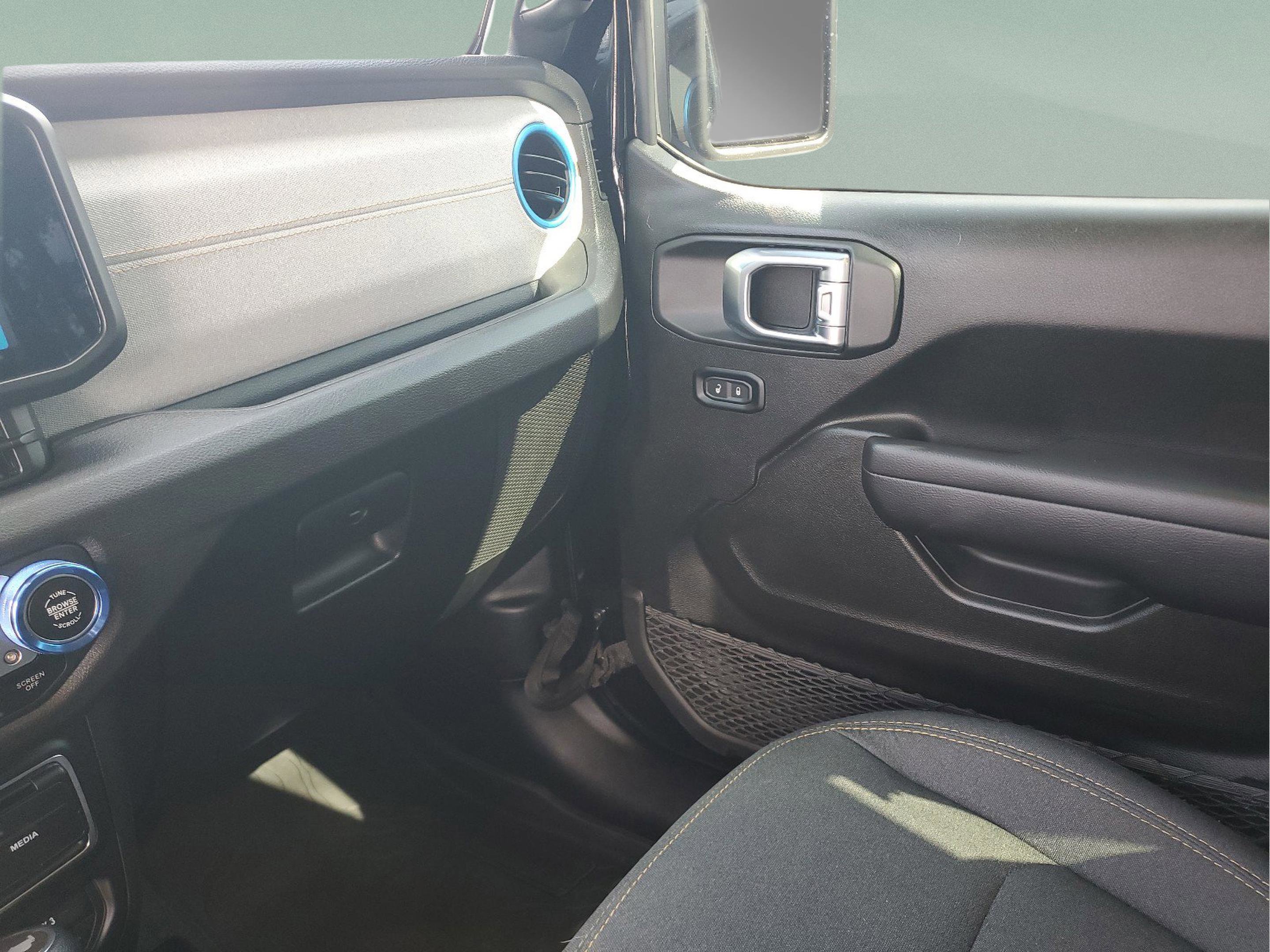 Used 2024 Jeep Wrangler Willys image 22