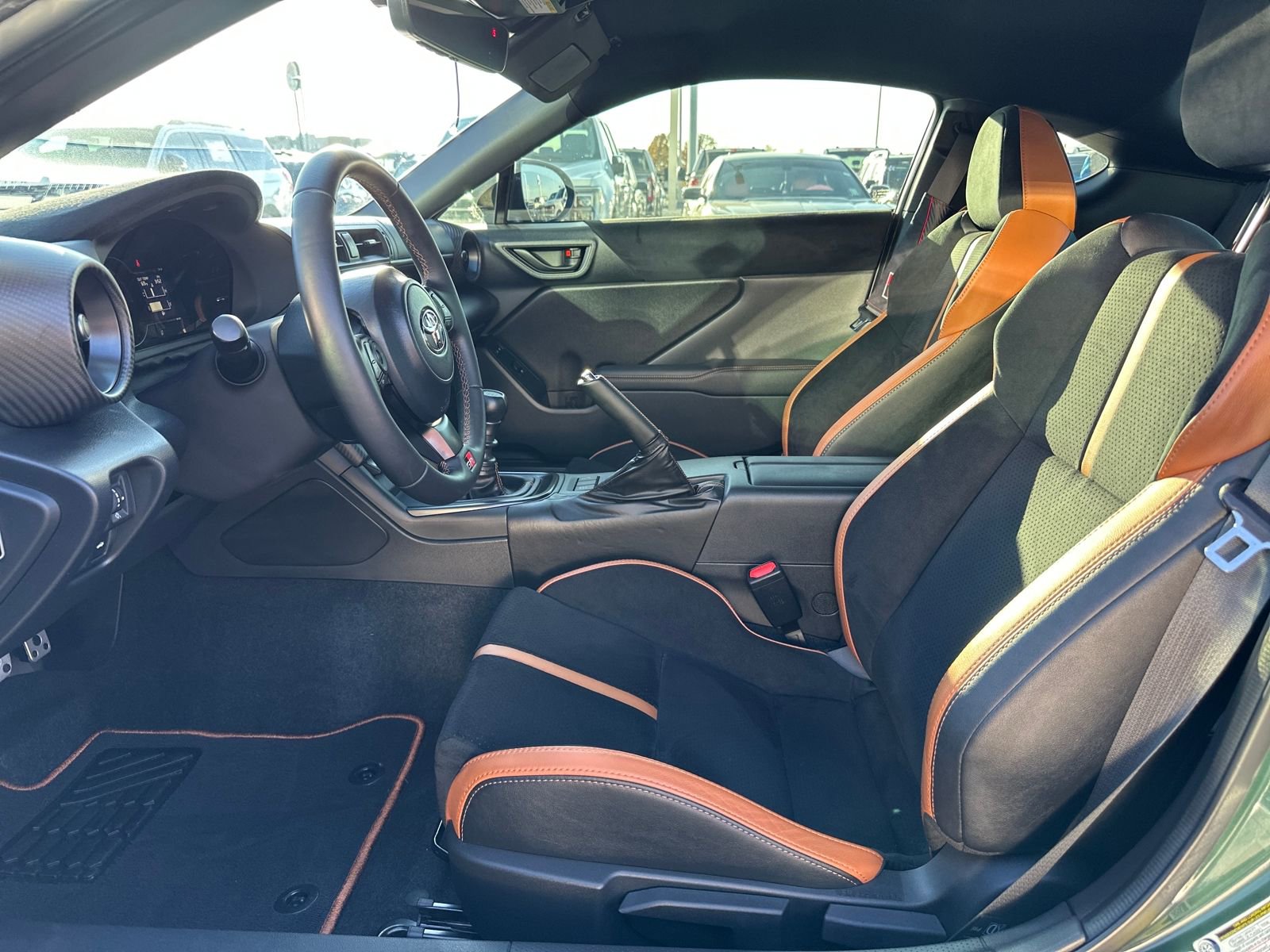 Used 2025 Toyota GR86 Hakone Edition image 8