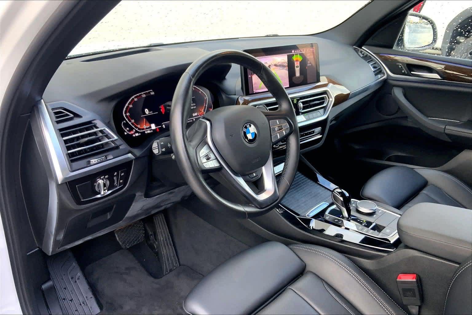 Used 2022 BMW X3 sDrive30i w/ Premium Package RWD image 2