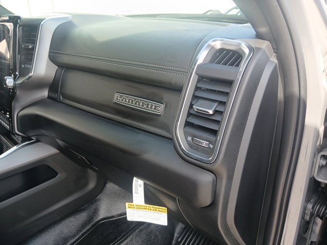 New 2027 RAM 4500 4x4 Crew Cab DRW w/ Laramie Trim Package image 25