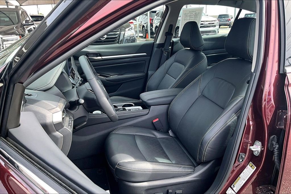 Used 2025 Nissan Altima 2.5 SL image 35