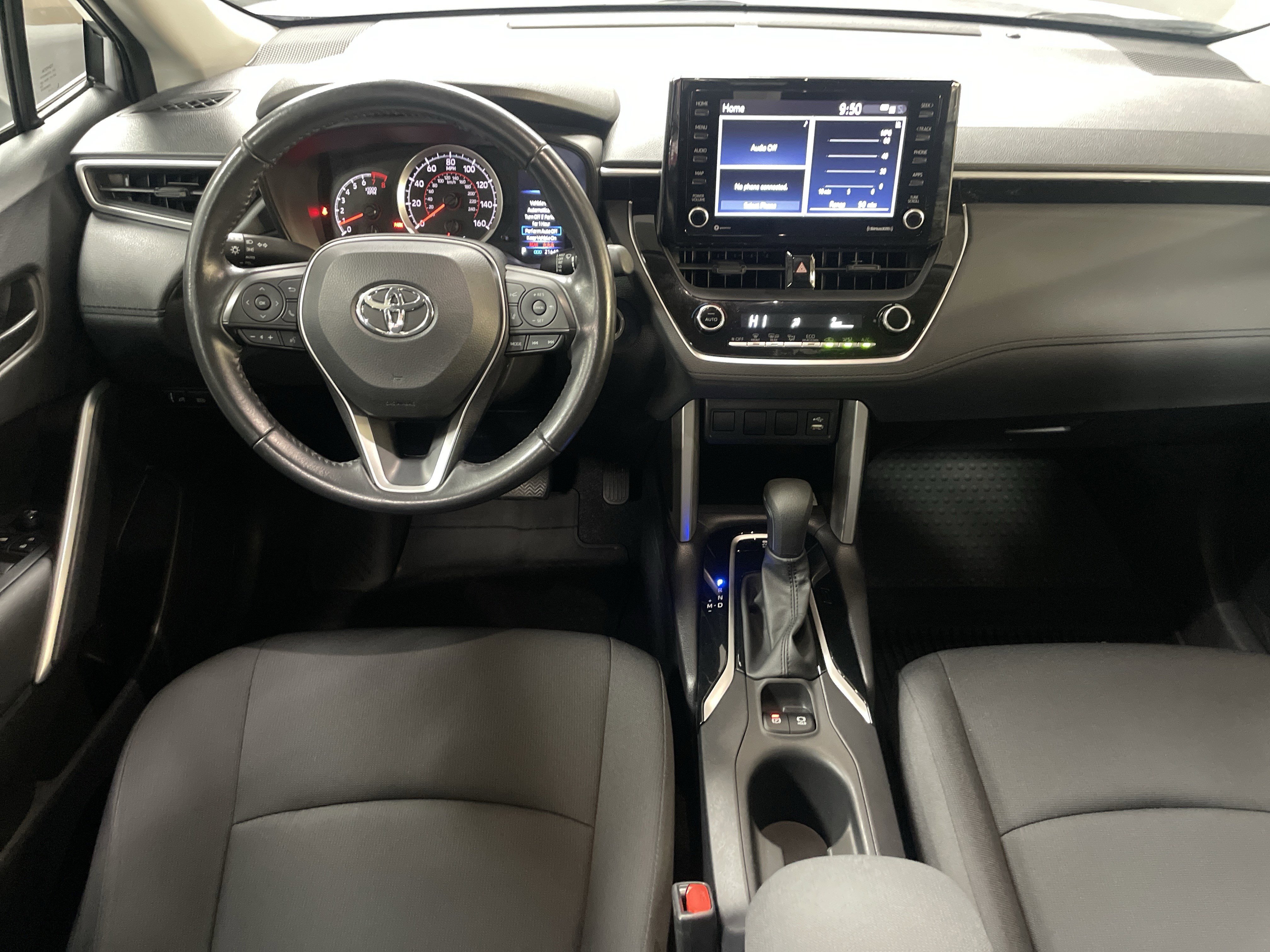 Certified 2022 Toyota Corolla Cross LE image 30