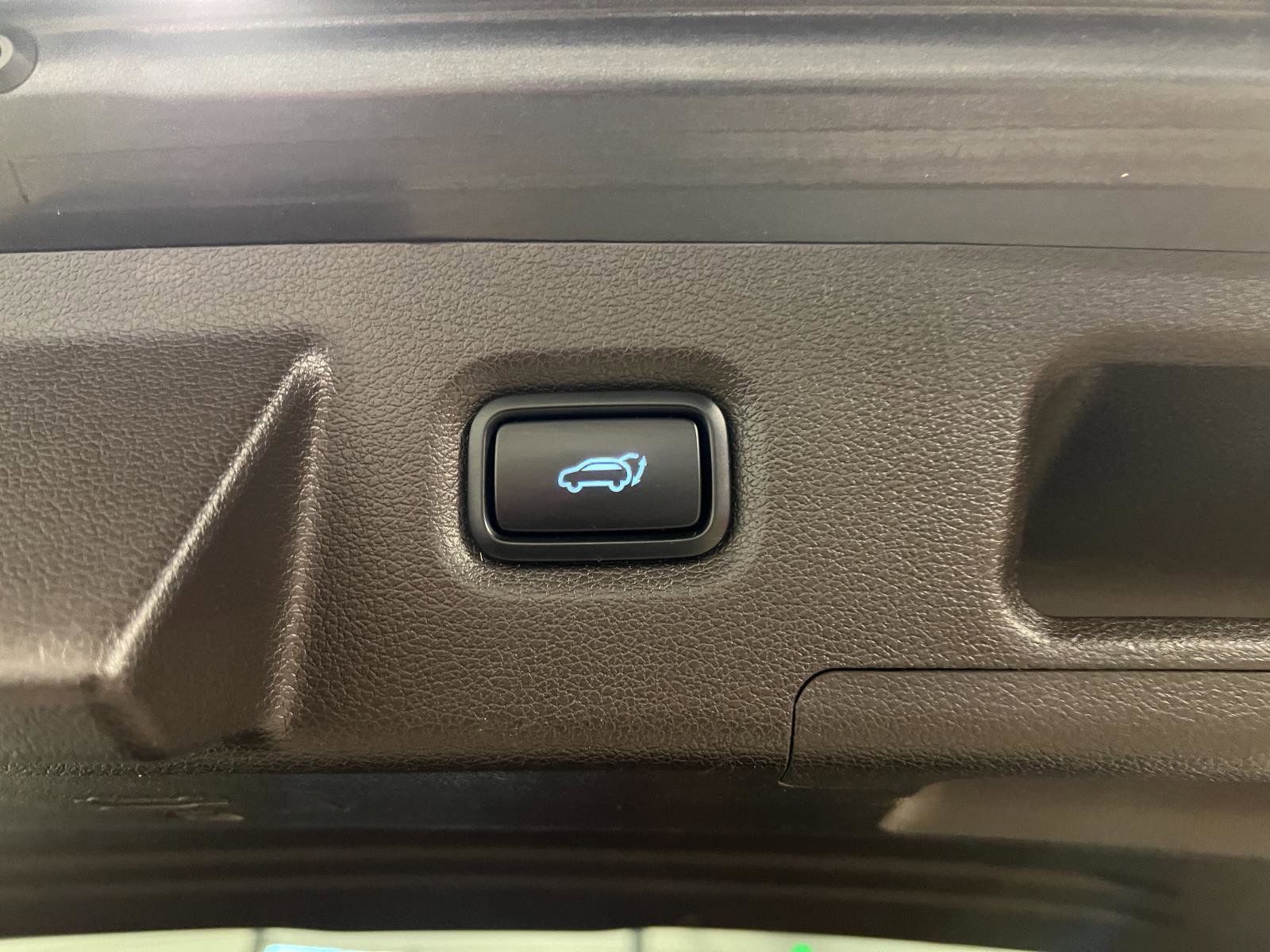 Used 2019 Hyundai Santa Fe Limited image 33