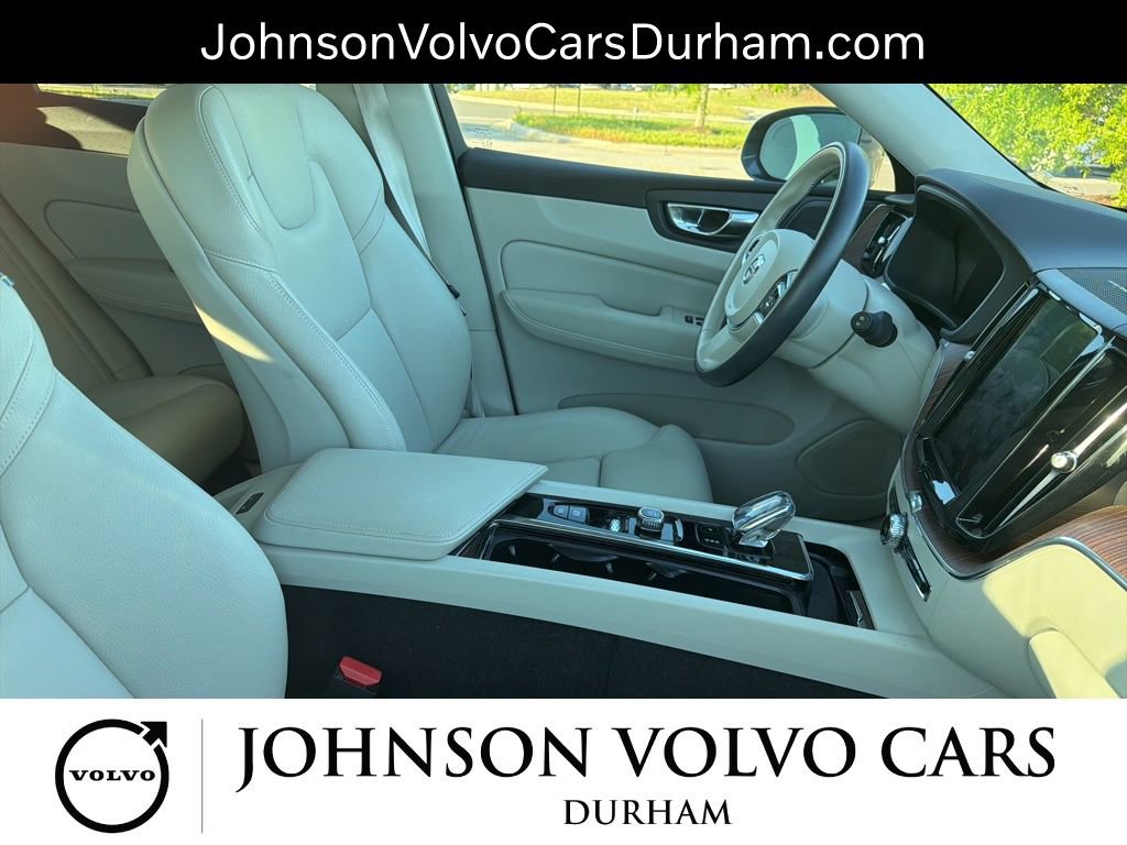 Used 2020 Volvo XC60 T8 Inscription w/ Protection Package Premier AWD/4WD image 26