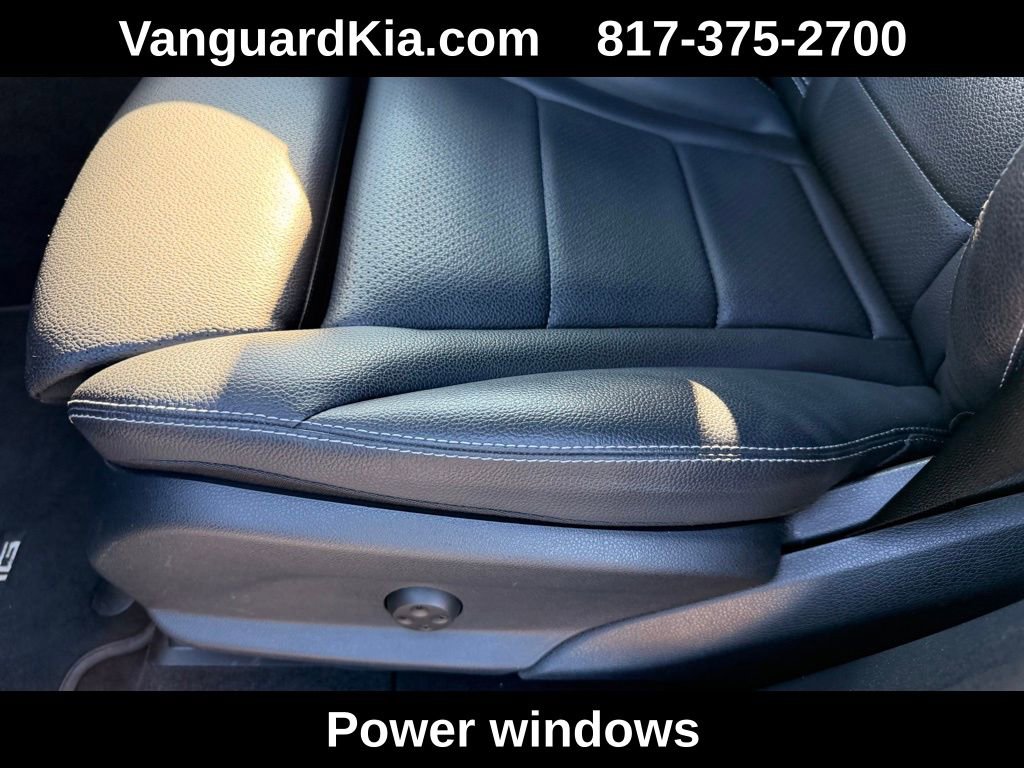 Used 2022 Mercedes-Benz GLC 300 image 14