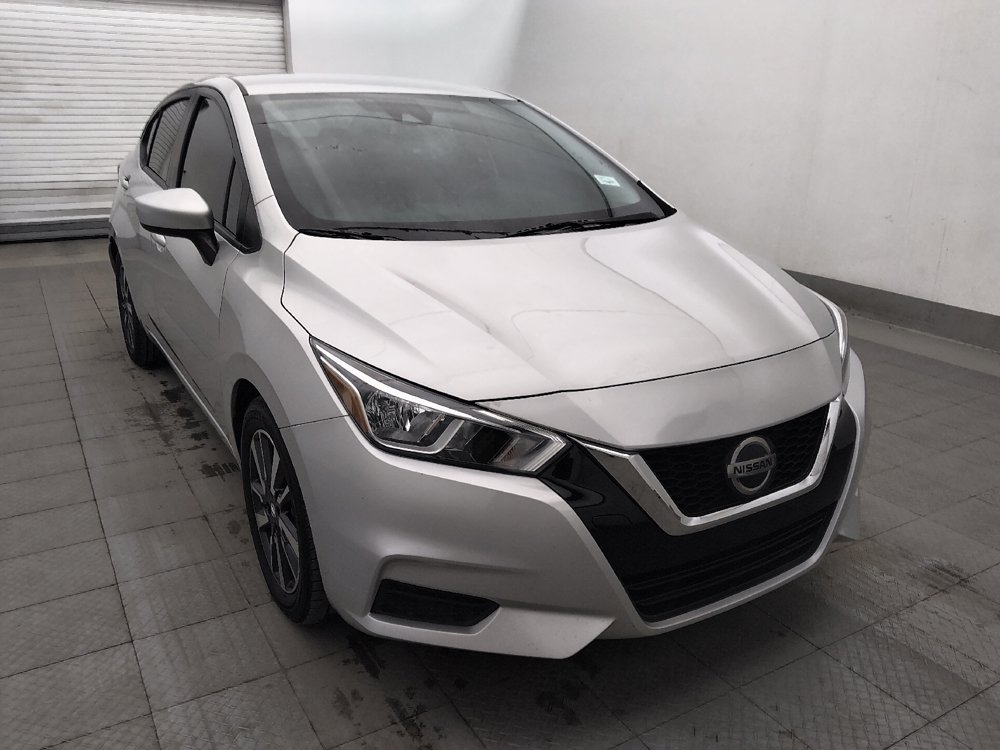 Used 2022 Nissan Versa SV FWD image 13