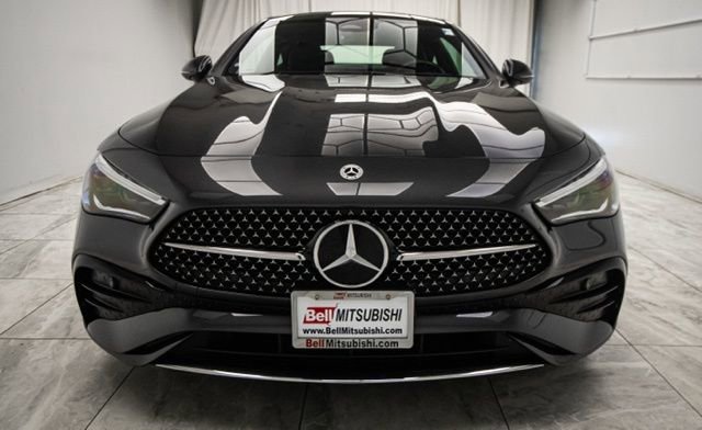 Used 2025 Mercedes-Benz CLE 300 4MATIC Coupe image 5