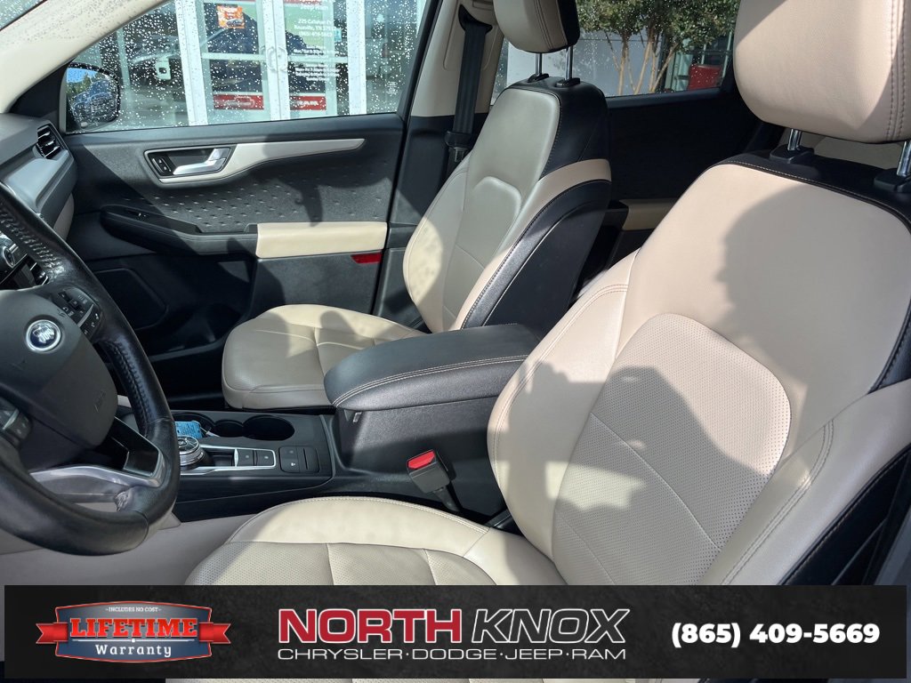 Used 2020 Ford Escape SEL image 4