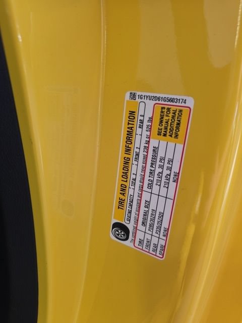 Used 2016 Chevrolet Corvette Z06 w/ 3LZ Preferred Equipment Group RWD image 33