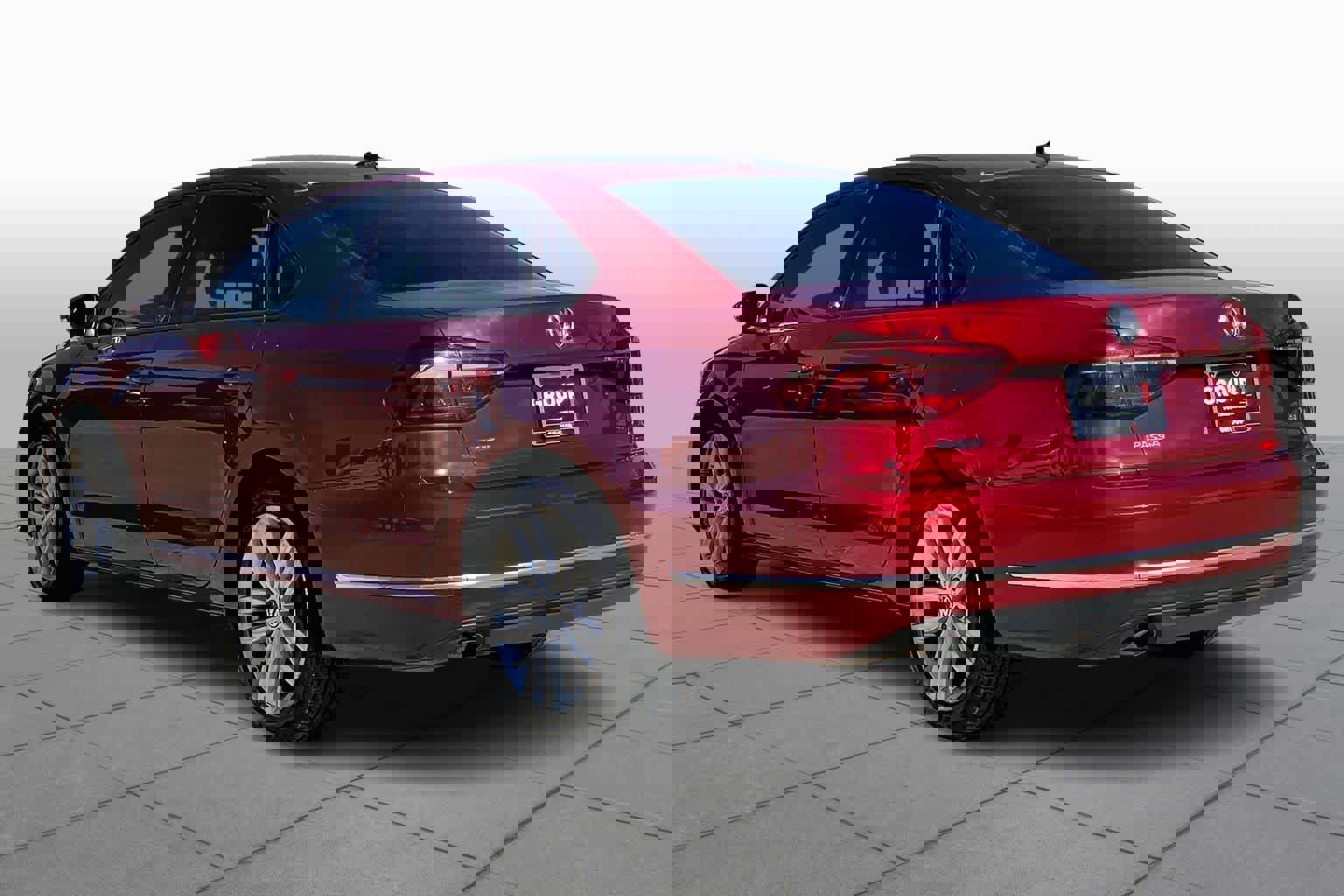 Used 2019 Volkswagen Passat 2.0T Wolfsburg image 12