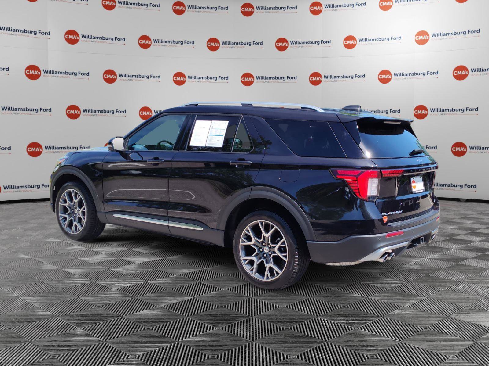 Certified 2025 Ford Explorer Platinum w/ Ultimate Package AWD/4WD image 3