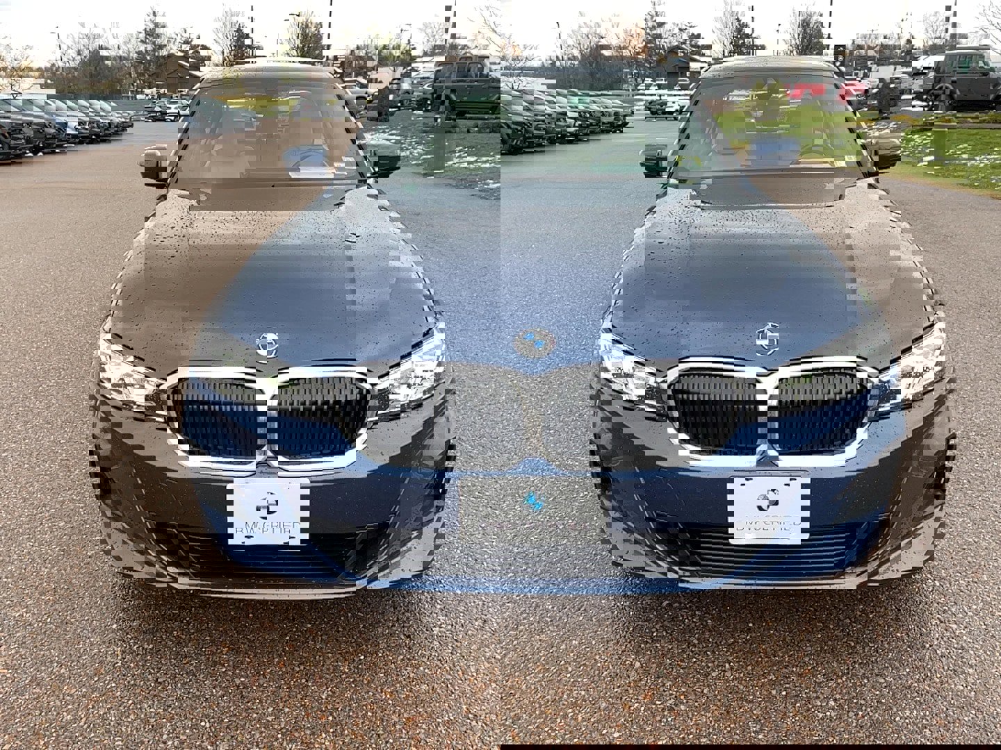 Certified 2023 BMW 330i xDrive Sedan w/ Convenience Package image 3