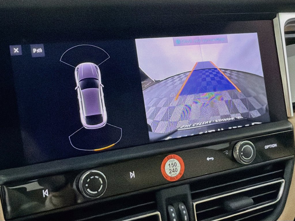 Certified 2023 Porsche Macan S AWD/4WD image 17