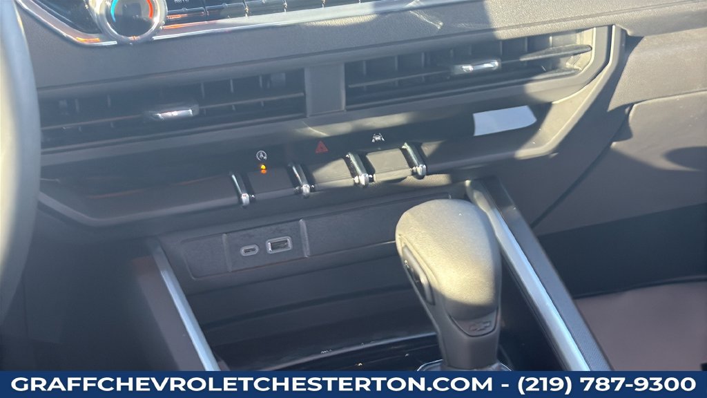 Used 2025 Chevrolet Colorado Trail Boss AWD/4WD image 45