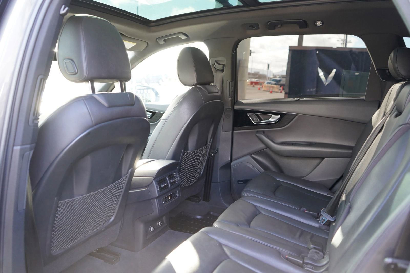 Used 2018 Audi Q7 3.0T Premium Plus image 17