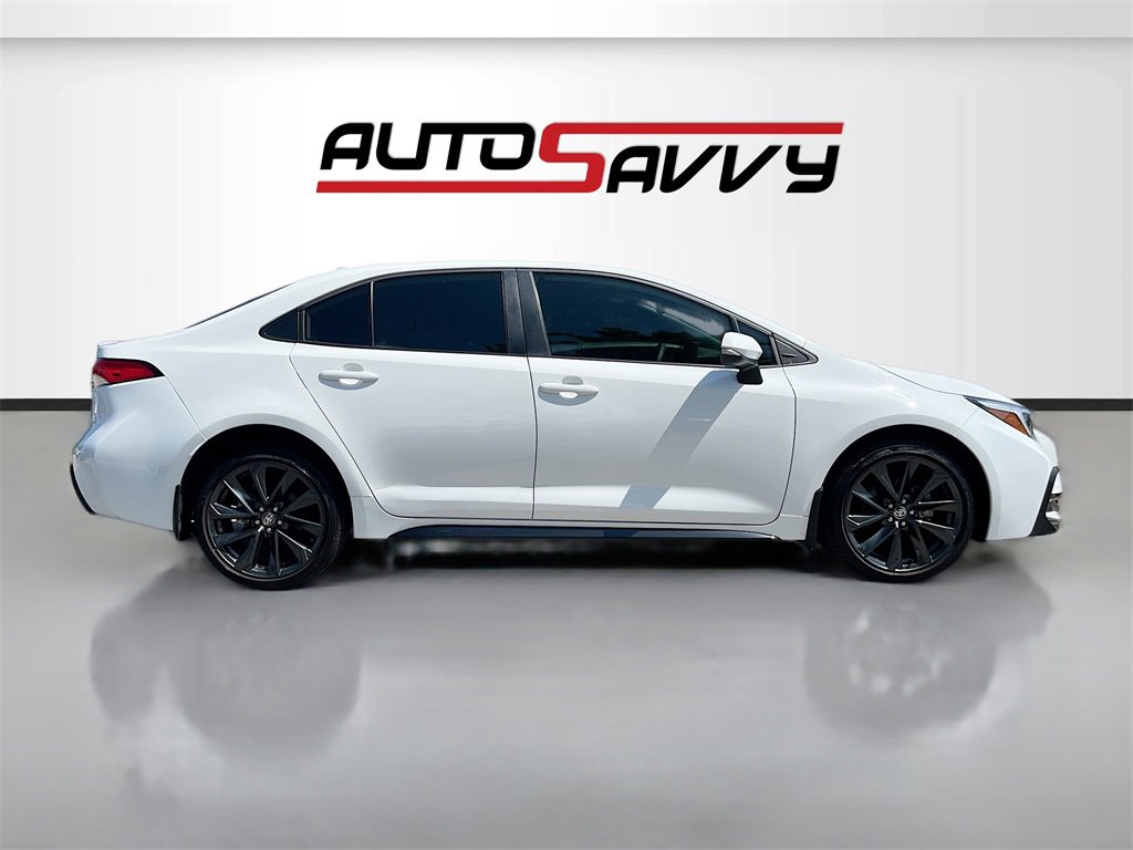Used 2024 Toyota Corolla SE image 8