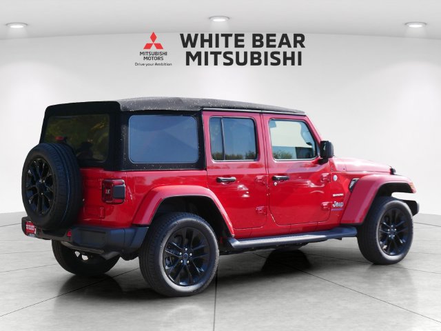 Used 2024 Jeep Wrangler Unlimited Sahara w/ Safety Group AWD/4WD image 5