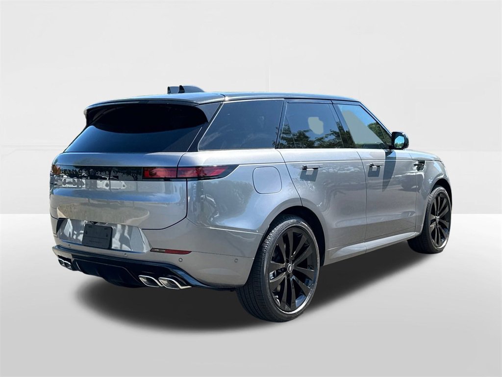 New 2025 Land Rover Range Rover Sport Dynamic SE image 4