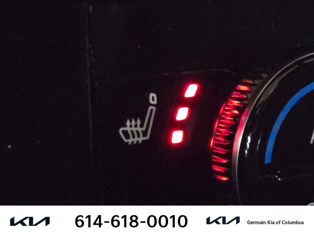 Used 2024 Nissan Pathfinder SV w/ SV Premium Package AWD/4WD image 33