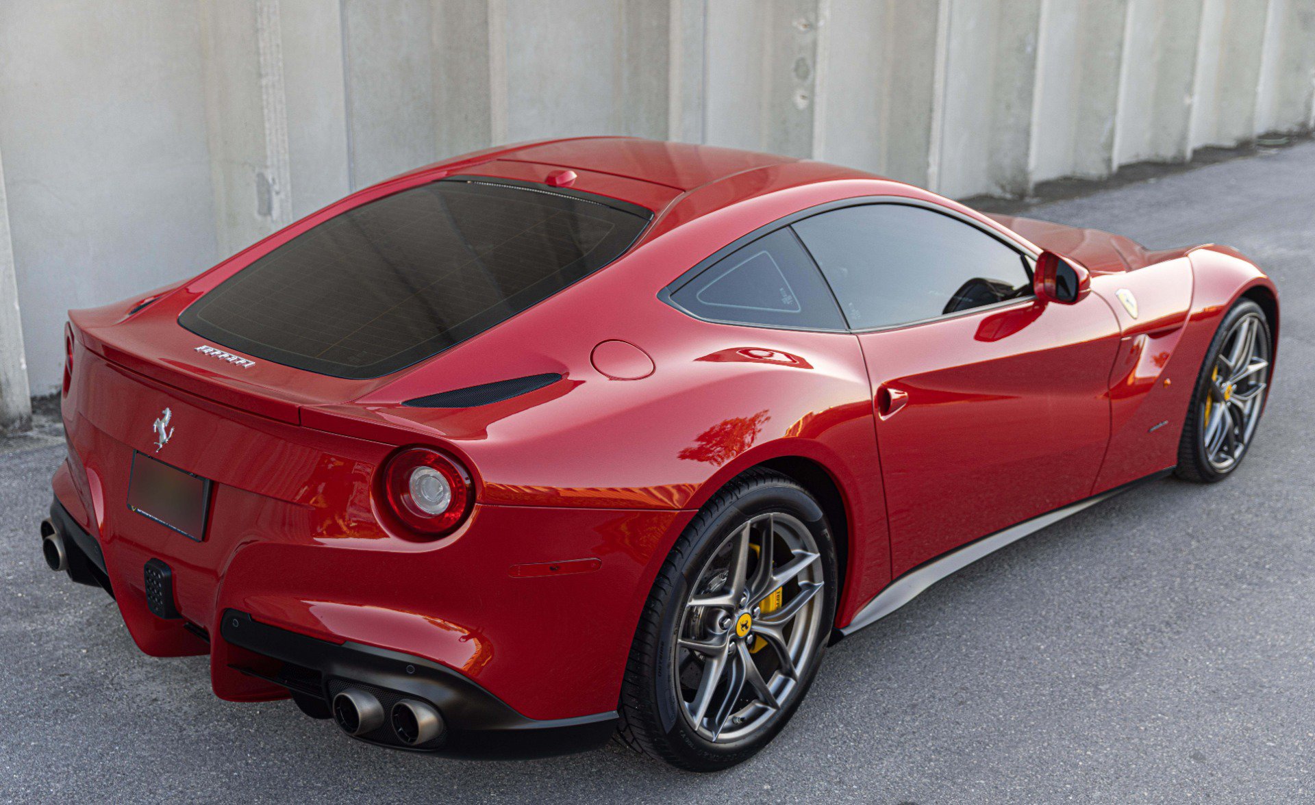 Used 2014 Ferrari F12 Berlinetta RWD image 28