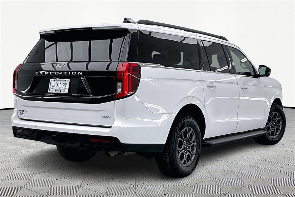 Used 2025 Ford Expedition Max Active image 2