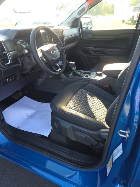 New 2026 Ford Ranger XLT w/ FX4 Off-Road Package AWD/4WD image 12