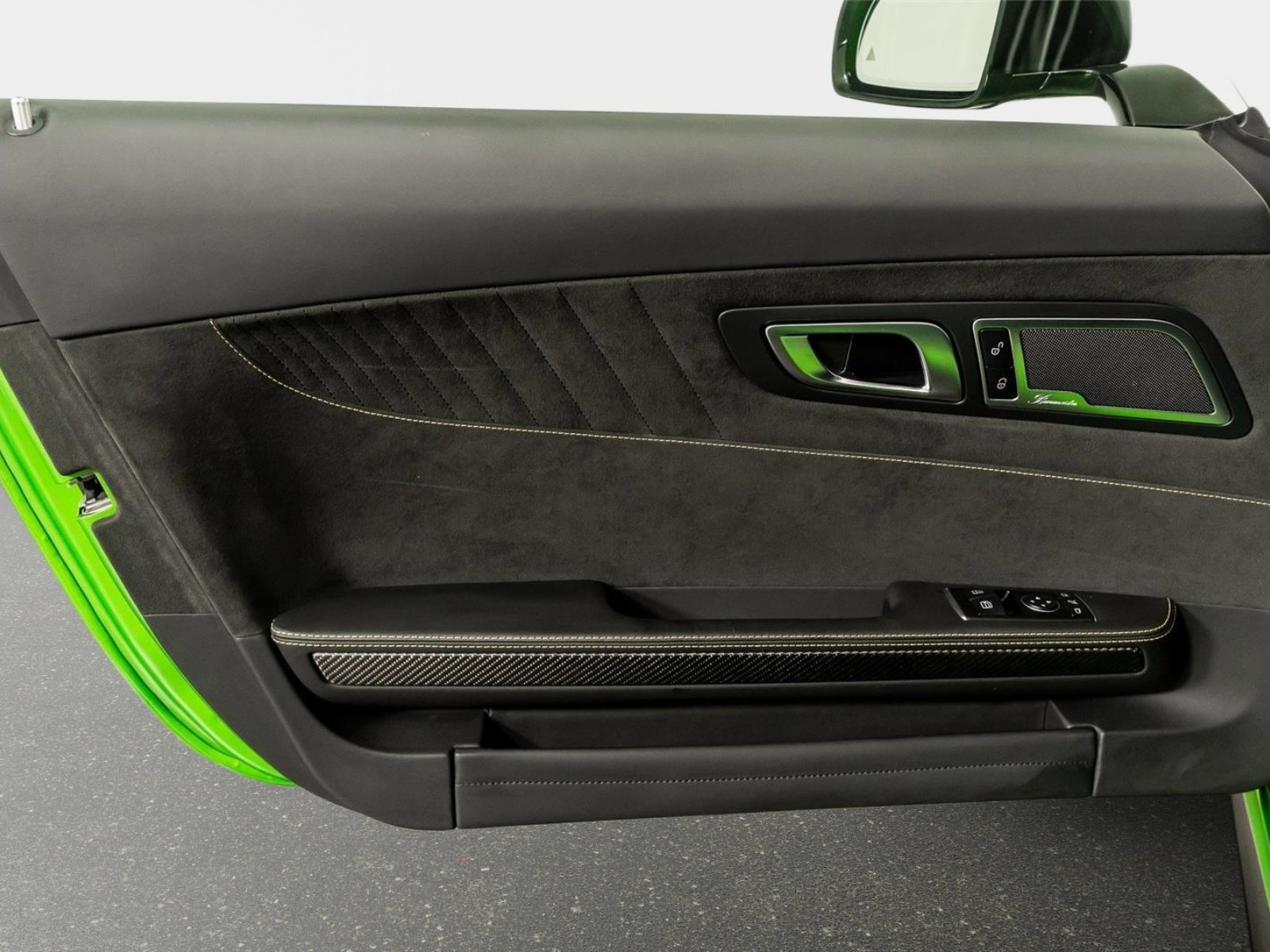Used 2020 Mercedes-Benz AMG GT R image 46