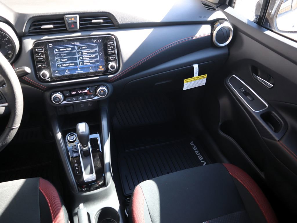 New 2025 Nissan Versa SR w/ Trunk Package image 12